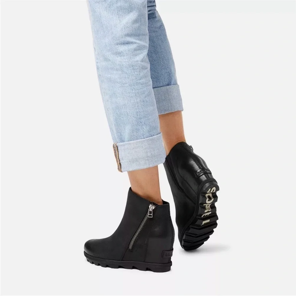 Sorel Joan Uptown Waterproof Leather Wedge Zip Bootie in Black, Size 8.5 - Picture 5 of 14